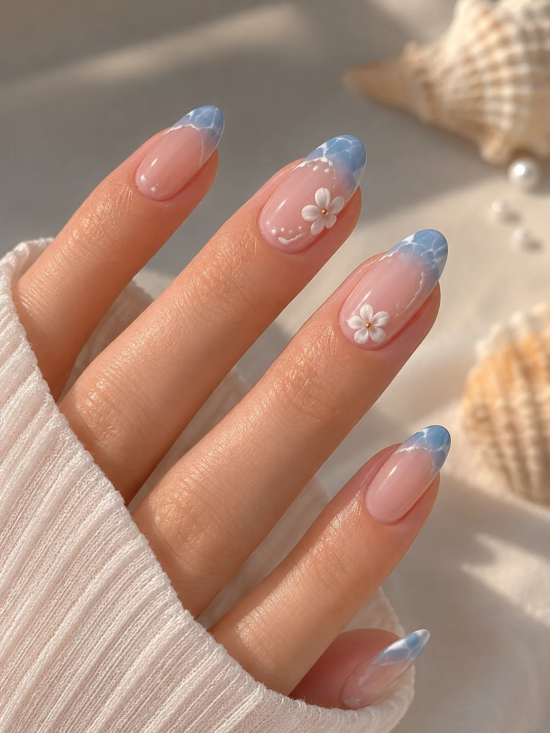 French manucure avec dégradé coloré subtil